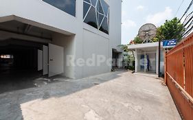 Orange Garden 47 Mitra Reddoorz